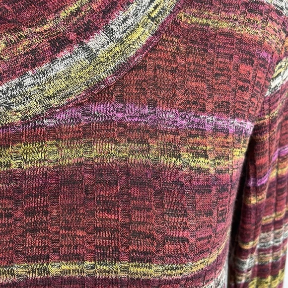 Maurices Cowl Neck Sweater SZ M Cut Out in Back Multicolor Stretchy Comfortable - Picture 9 of 12
